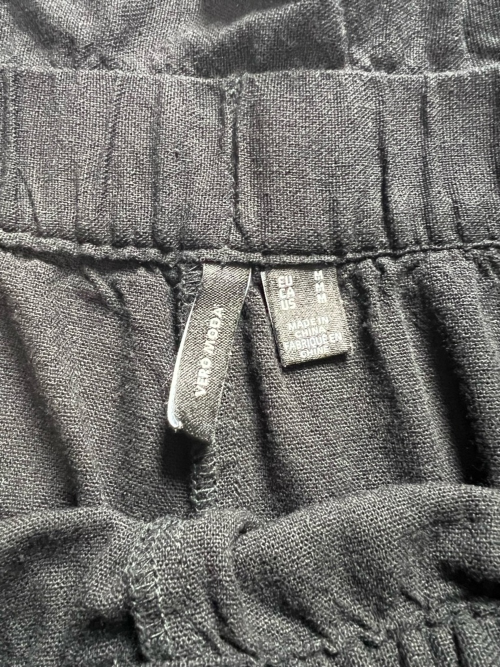 Vero Moda Black Linen Blend High-Waist Paperbag Shorts Medium Boho Spring Casual - Picture 2 of 12